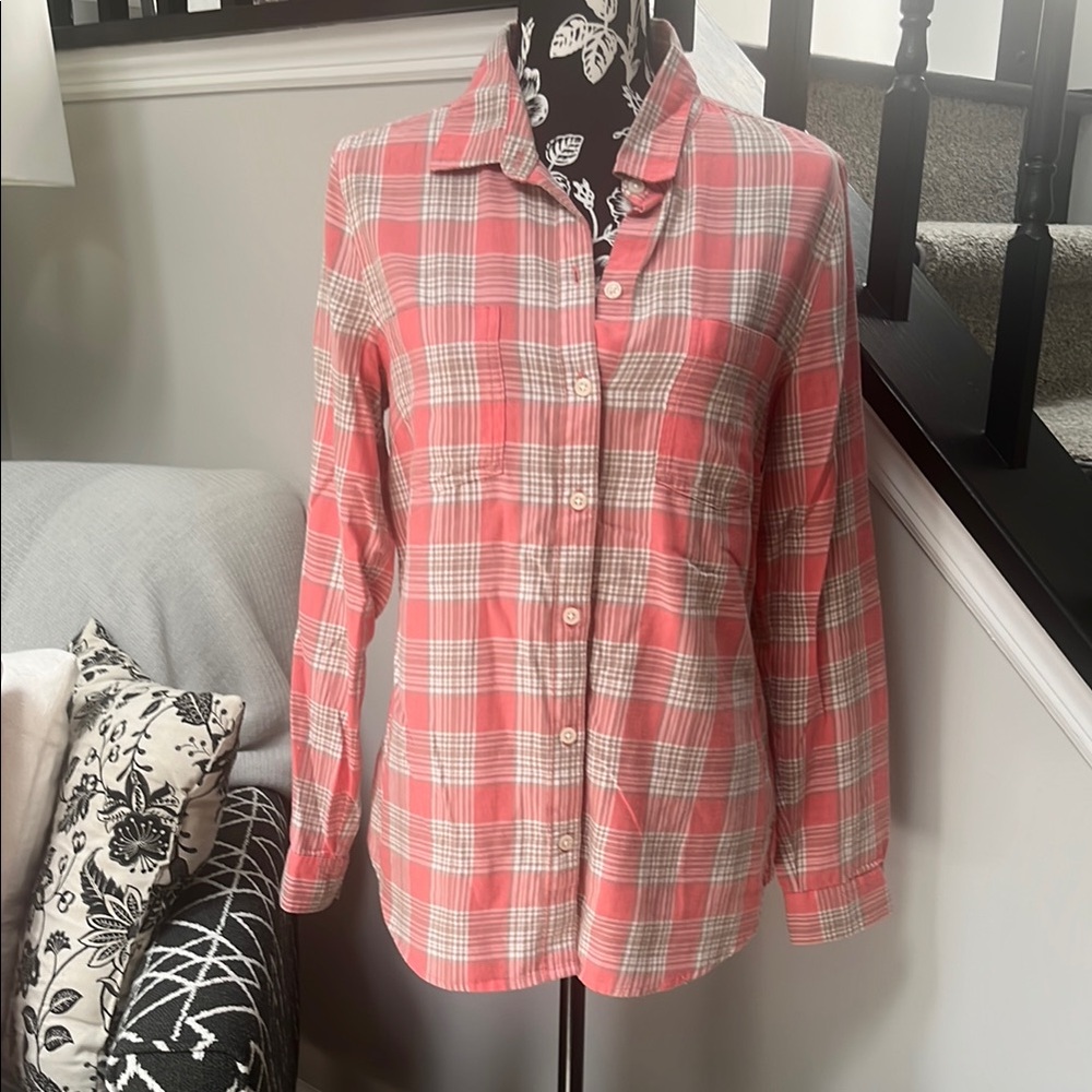 Old Navy Women’s Button Down Shirt-Coral/Tan/White Plaid-Medium